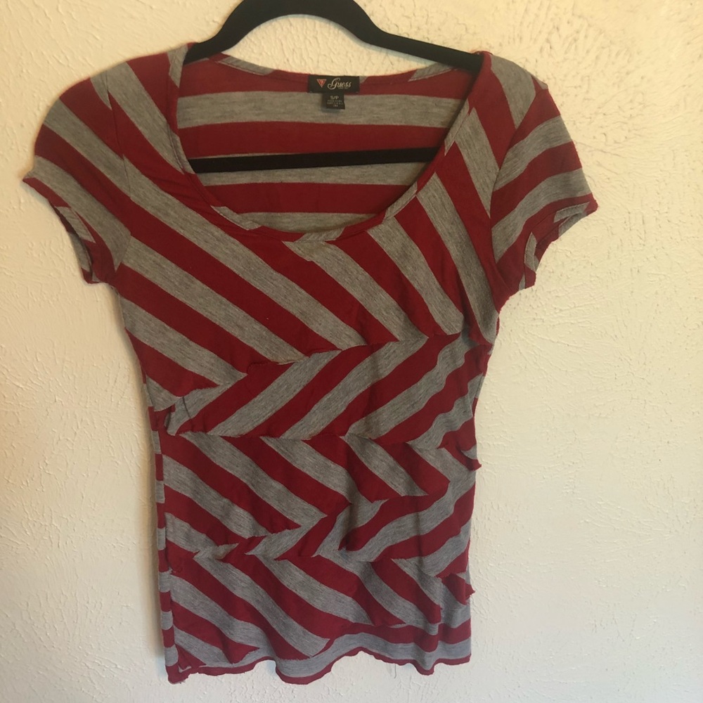 Stylish Guess shirt with cute overlay